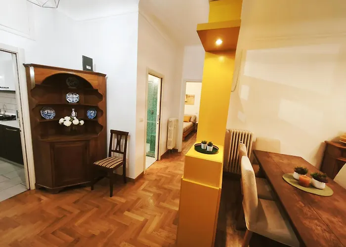 Elegant City View Flat Adjacent Metro
