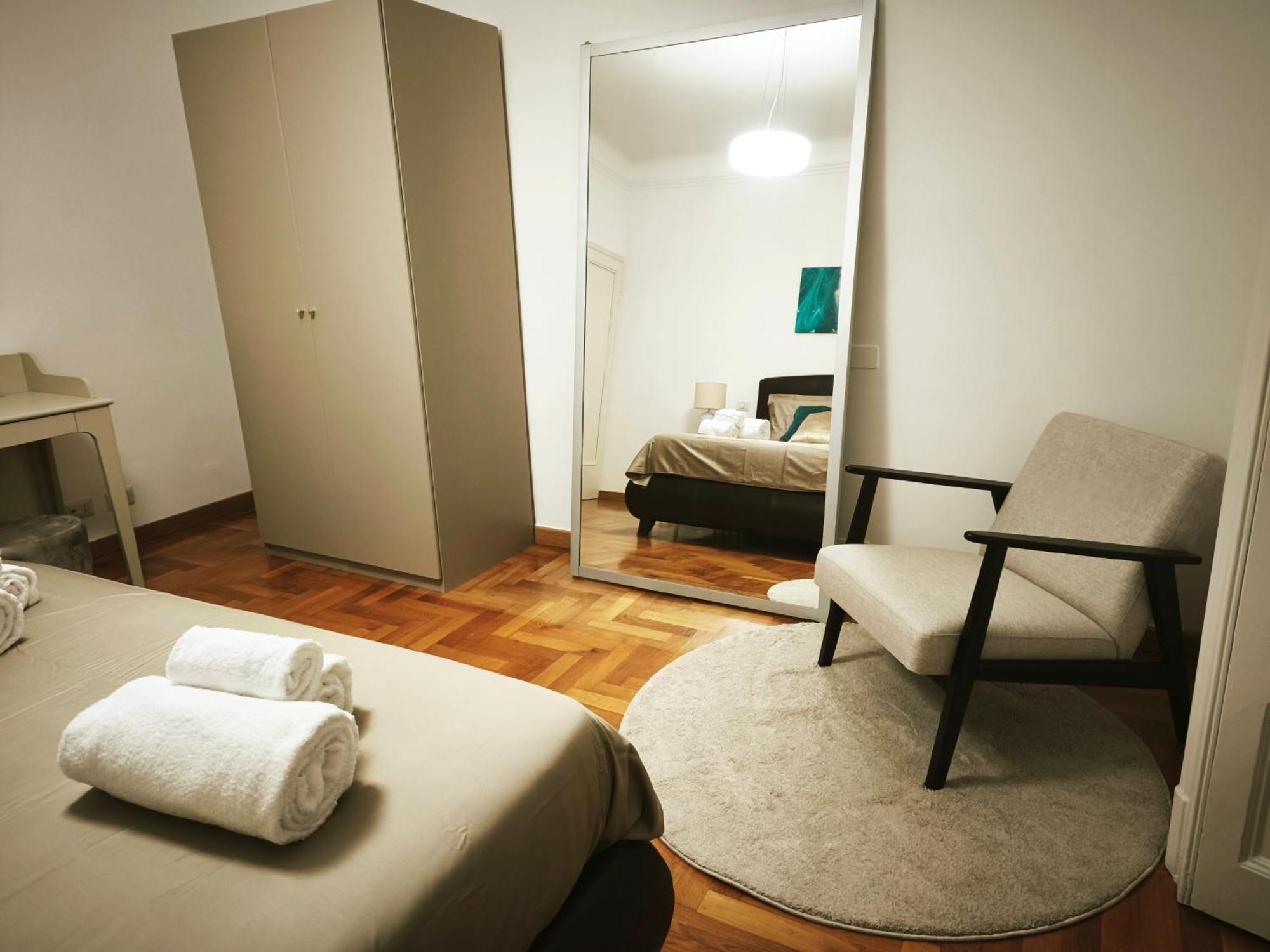 Elegant View Flat Adjacent Metro * Milaan