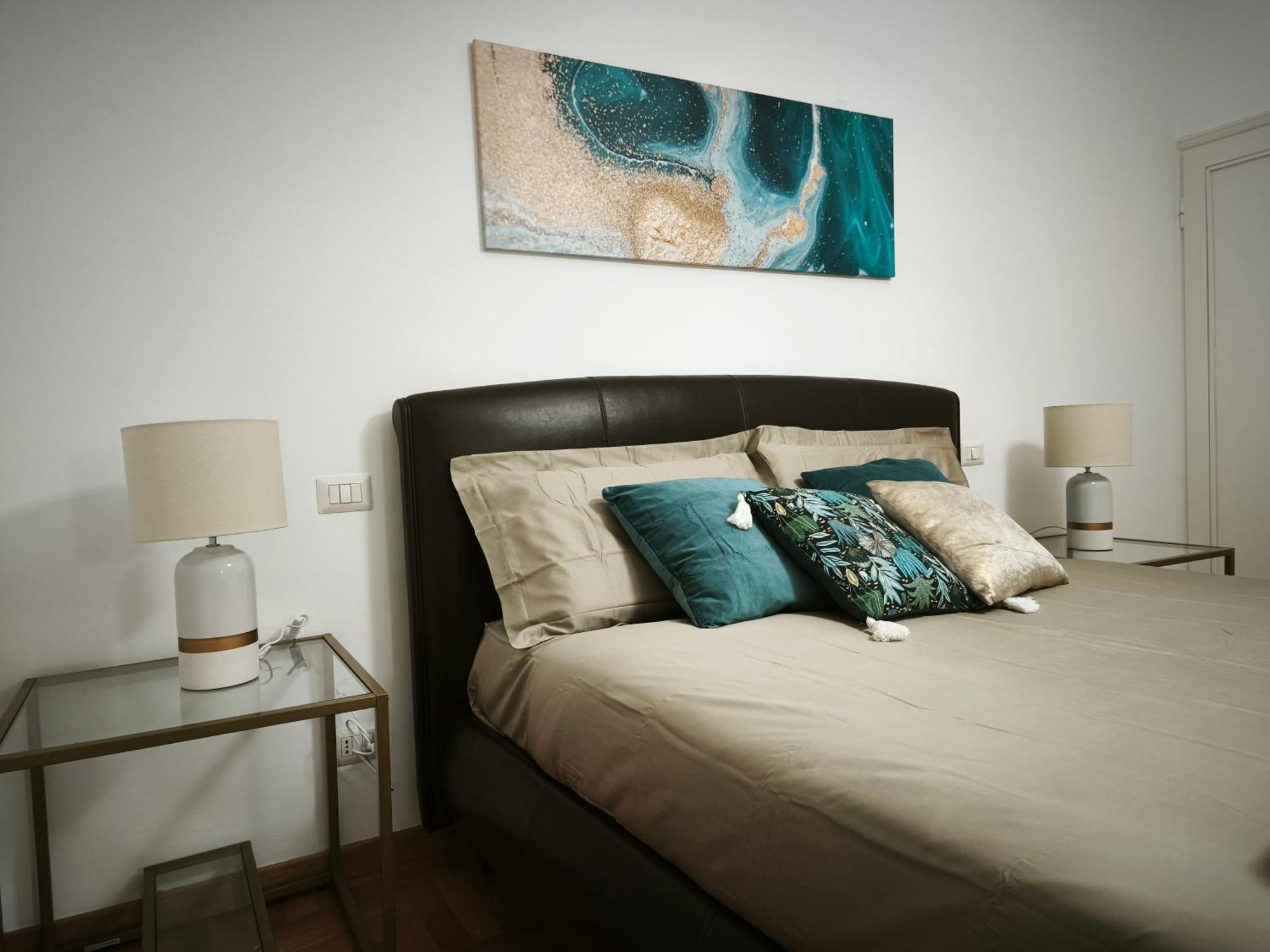Elegant View Flat Adjacent Metro Appartement Milaan