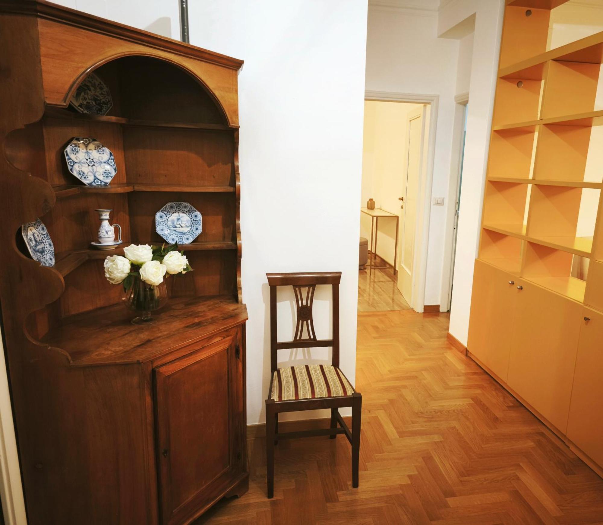 Elegant View Flat Adjacent Metro Milano